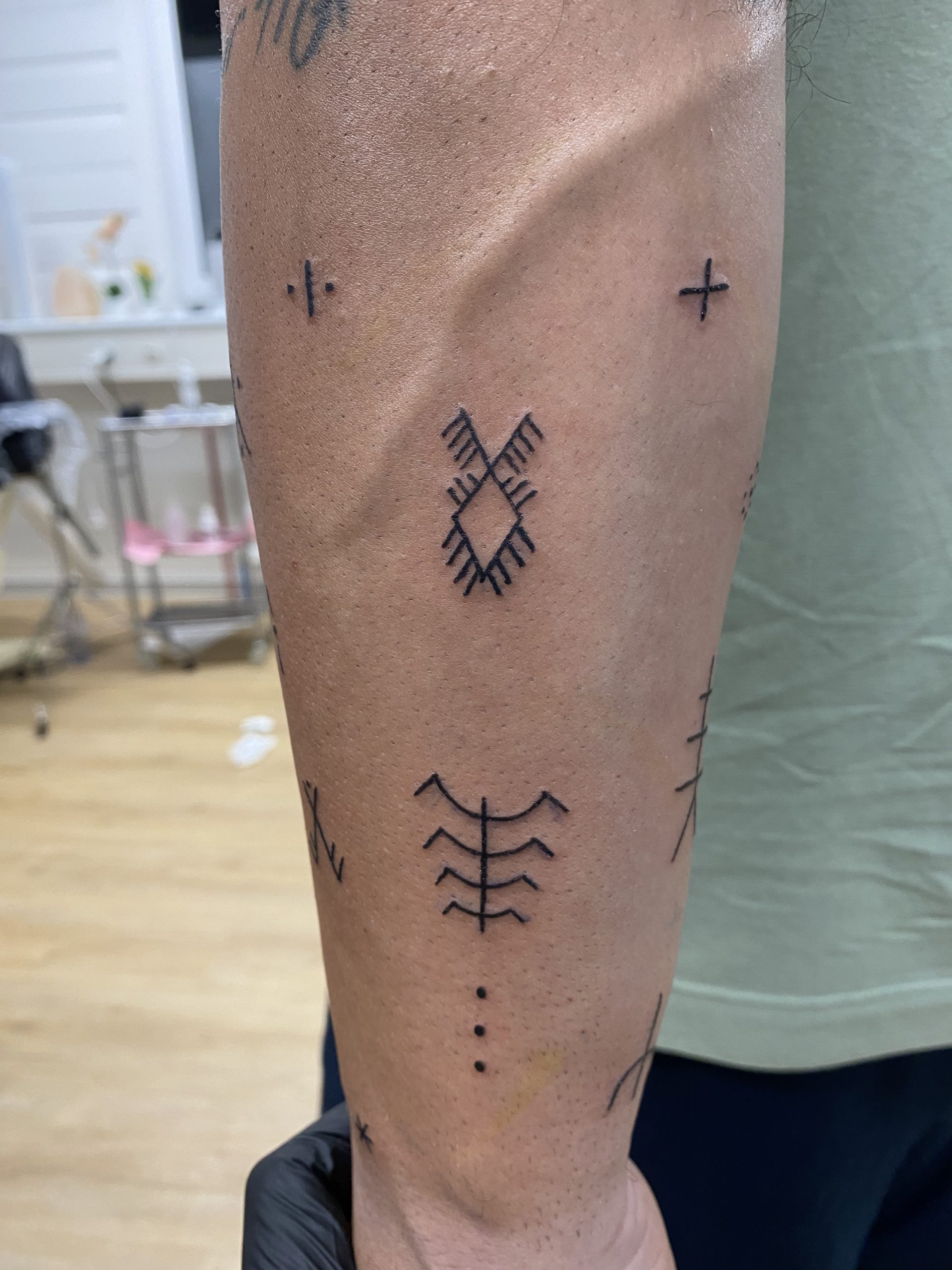 DEQ Tattoo DEQ Tattoo